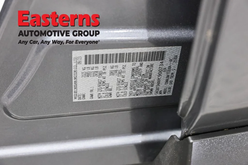 Used 2023 Gray Nissan S image 36