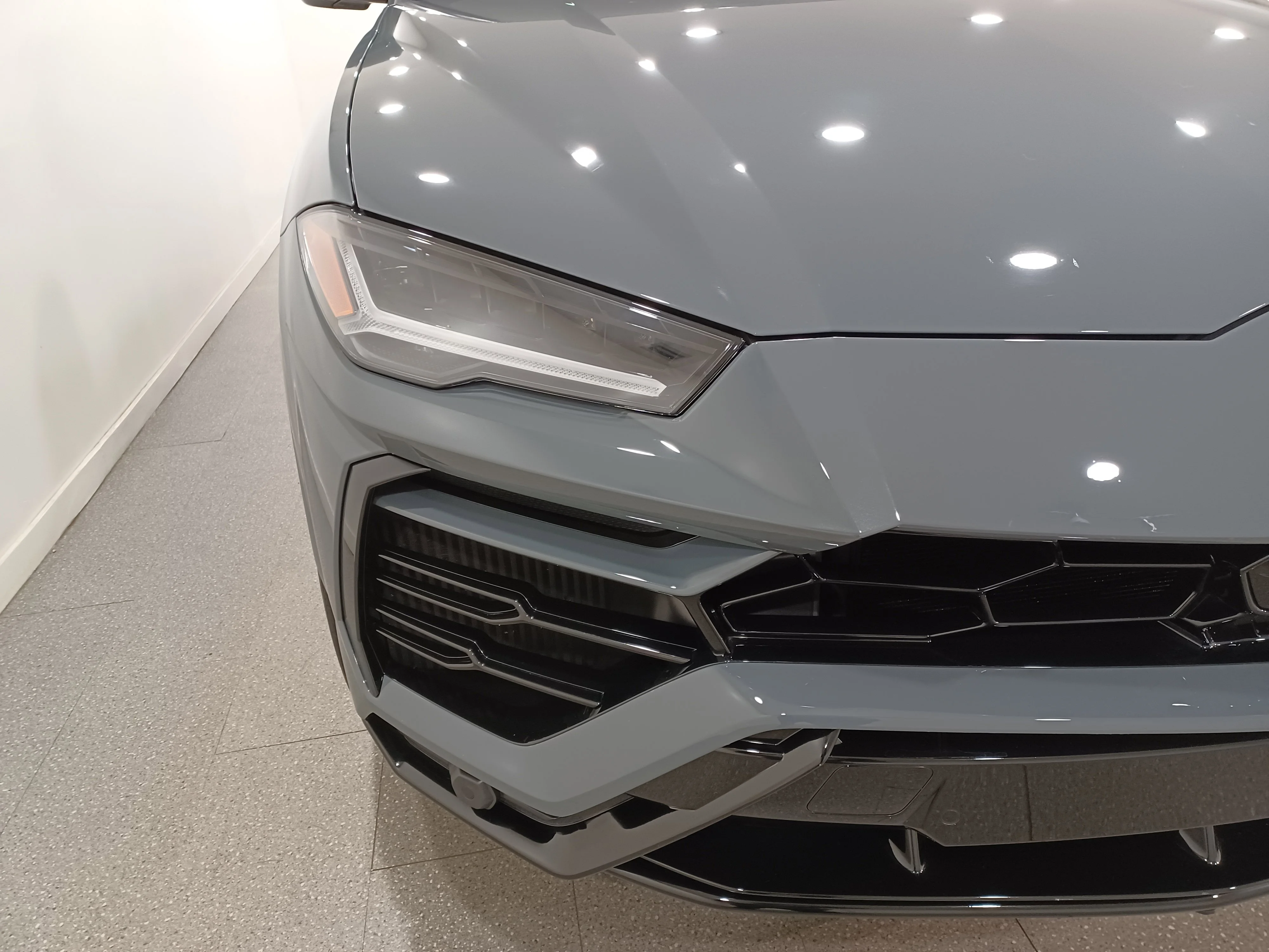Used 2022 Grigio Telesto Lamborghini *NO LUX TAX!!! | Grigio Telesto | Marrone Eklipsis | Nav | Heads Up Display | Pano Roof image 4