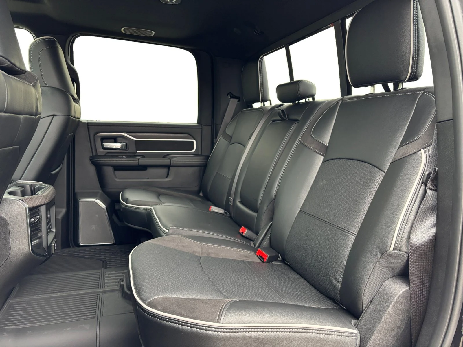 New 2027 Diamond Black Crystal Pearl Ram Laramie image 16