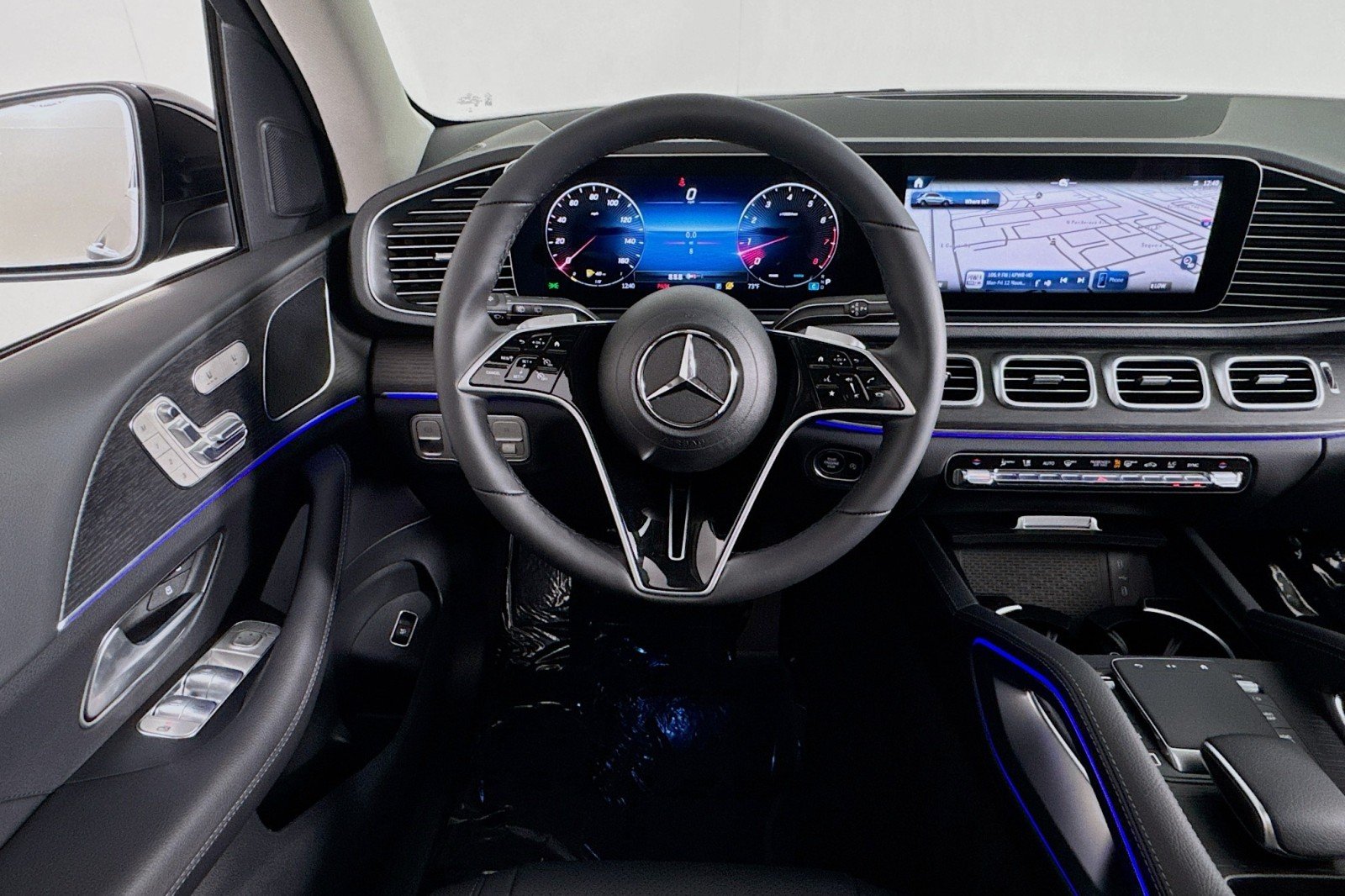 New 2026 Black Mercedes-Benz GLE 350 4MATIC® SUV image 4