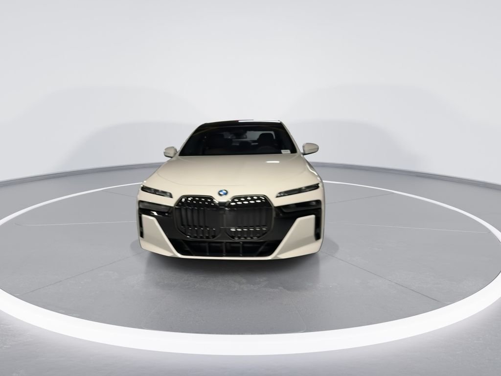 New 2026 Alpine White BMW 750e xDrive image 3
