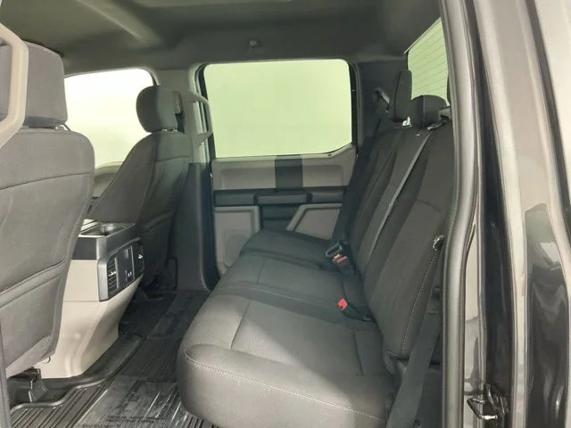 Used 2018 Magnetic Ford XL image 23