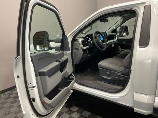 2026 Ford F-350 Super Duty XL - Photo 13