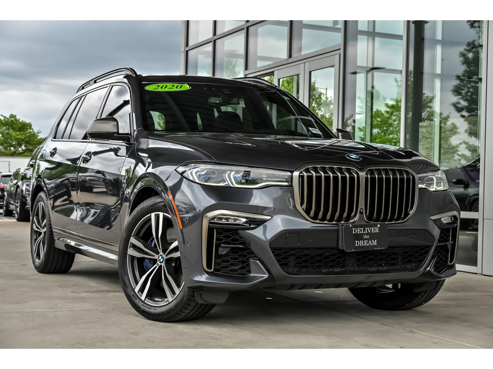 2020 BMW X7 M50i's photo