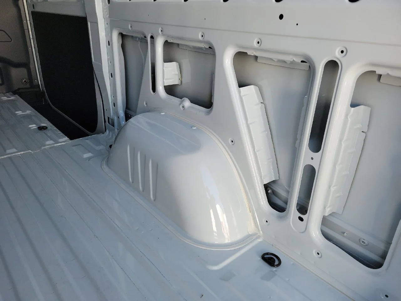 New 2025 Arctic+White Mercedes-Benz Cargo 144 WB image 11