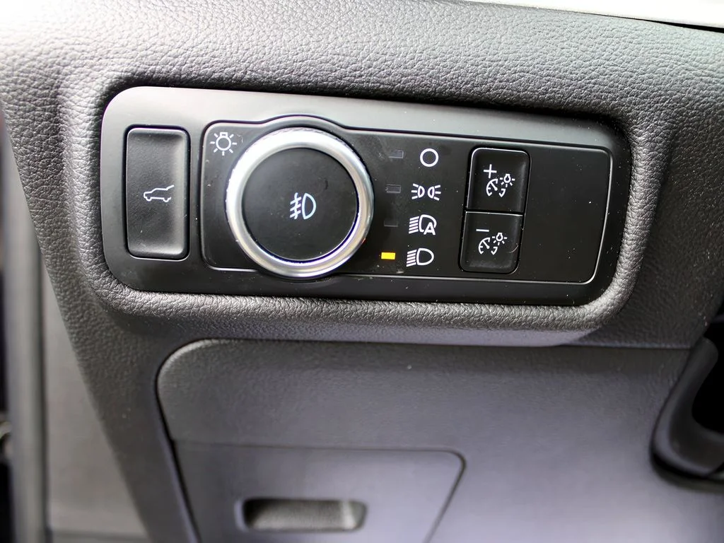 2024 Ford Explorer XLT - Photo 16
