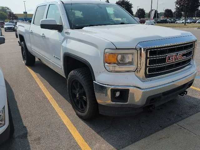 Used 2014 White GMC SLE image 3