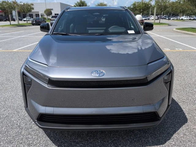 New 2026 Heavy Metal Toyota XLE image 9