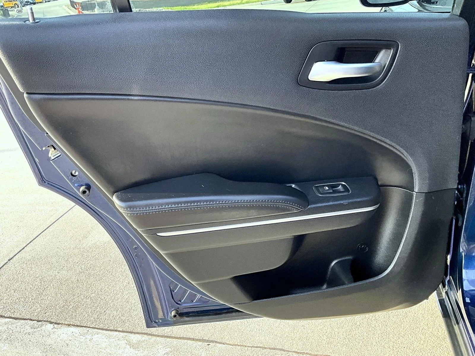 Used 2017 Blue Dodge Police image 21