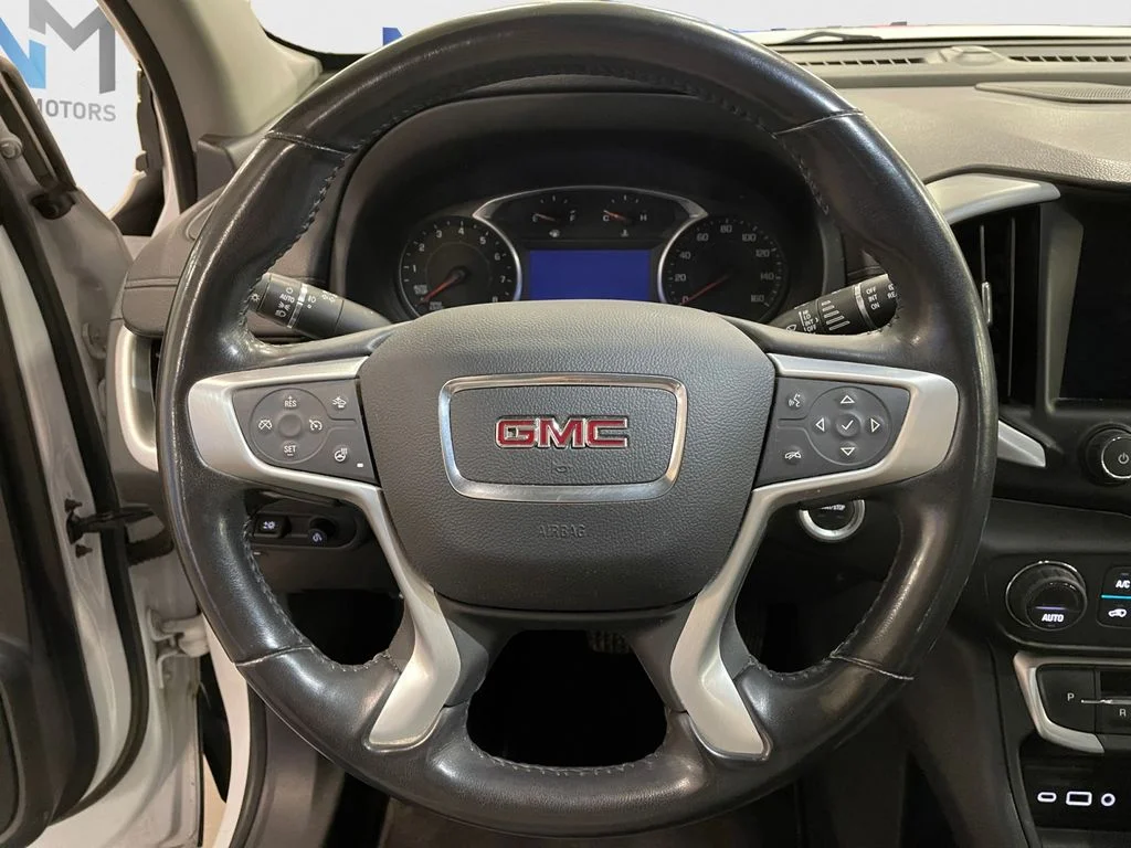 Used 2022 White Frost GMC SLT image 12