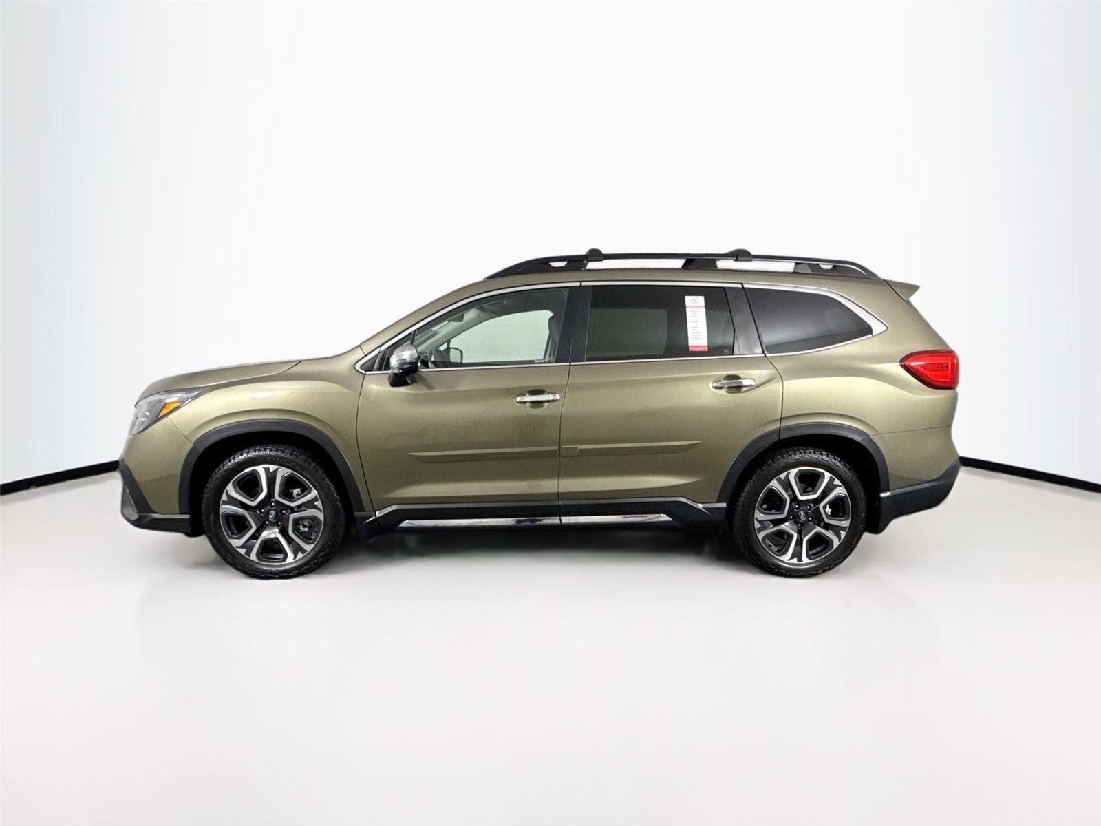 Used 2023 Autumn Green Metallic Subaru Touring image 14