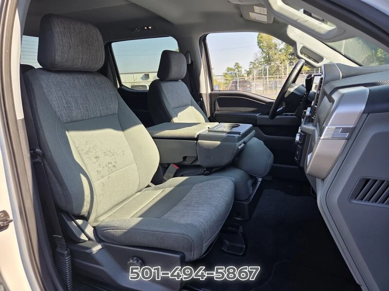 Used 2023 Oxford White FORD XLT image 15