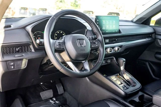 Certified Used 2025 Platinum Honda Sport-L image 15