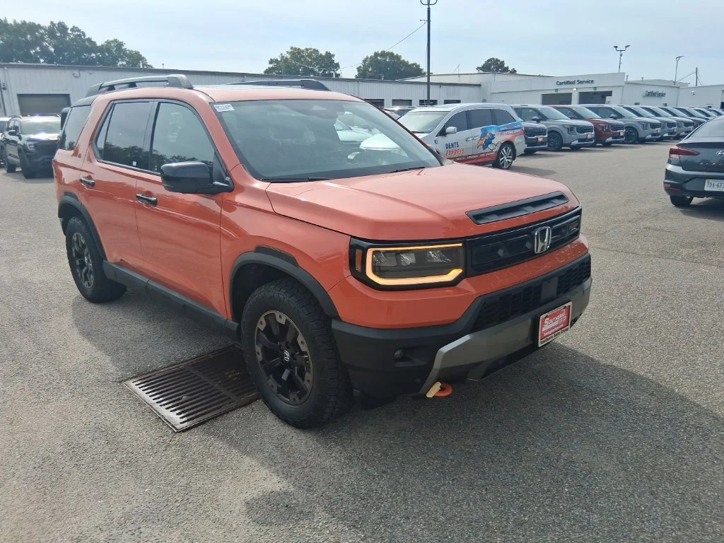 Used 2026 Orange Honda TrailSport Elite image 3