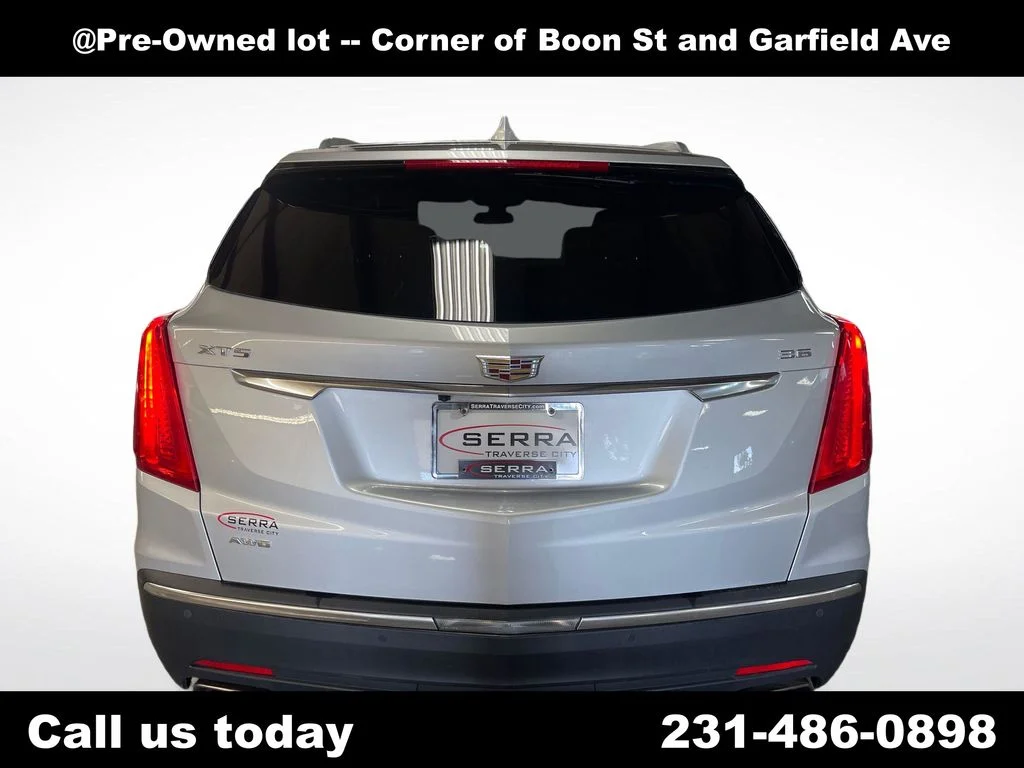 Used 2017 Silver Cadillac Luxury image 4