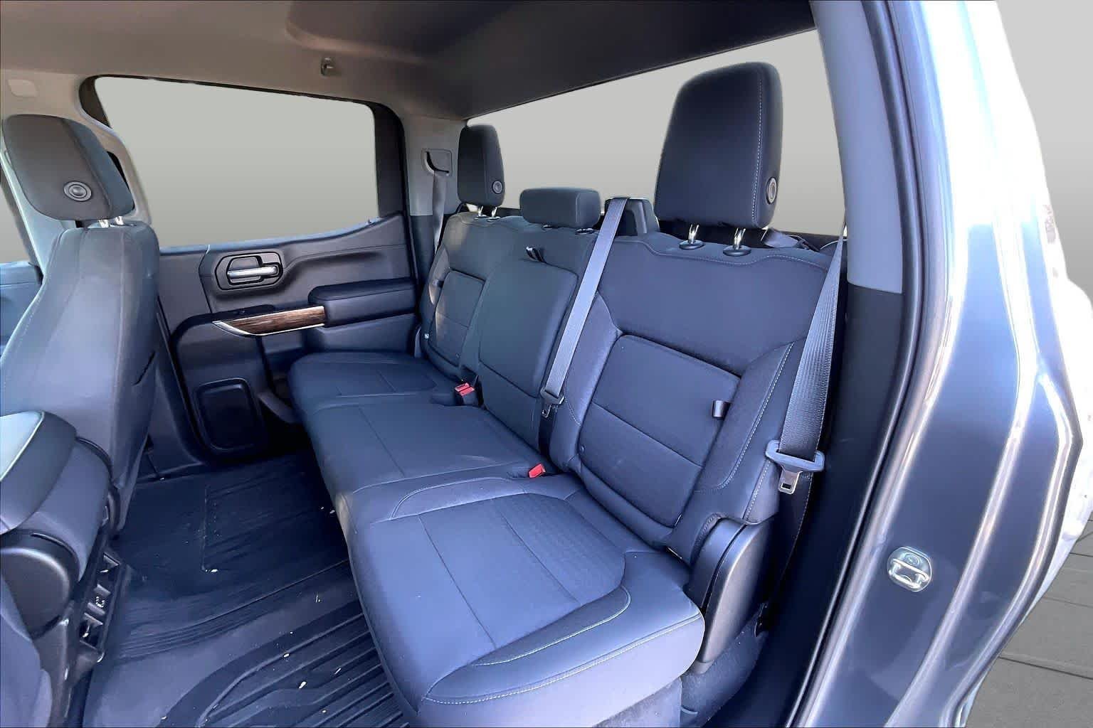 Used 2020 Satin Steel Metallic GMC Elevation image 19