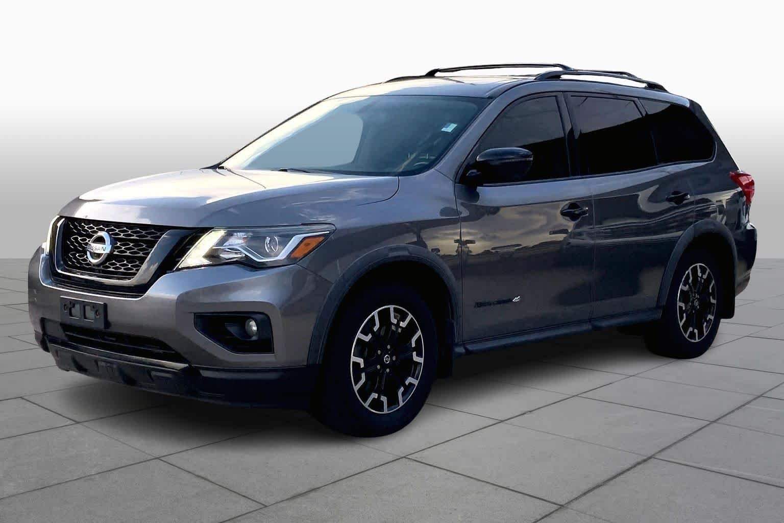 2019 Nissan Pathfinder SL