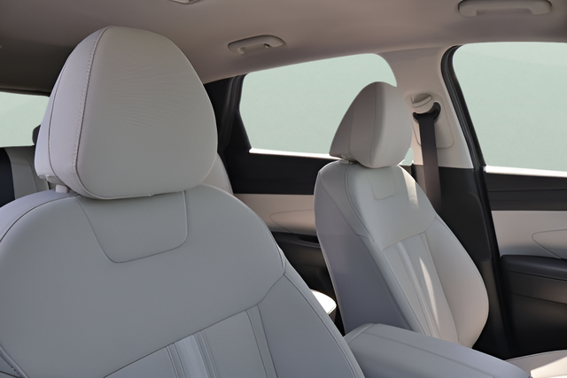Used 2026 Green Hyundai SEL image 17