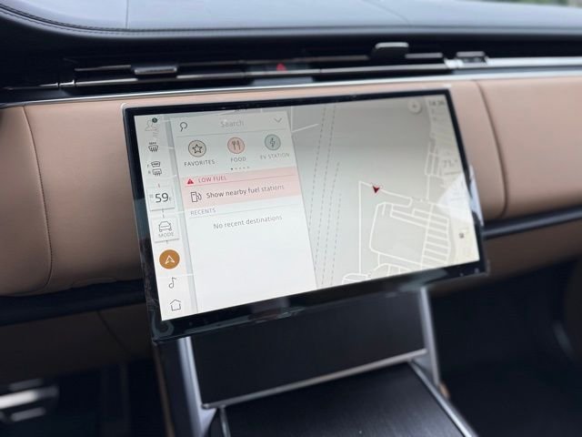 2025 Land Rover Range Rover SE - Photo 16