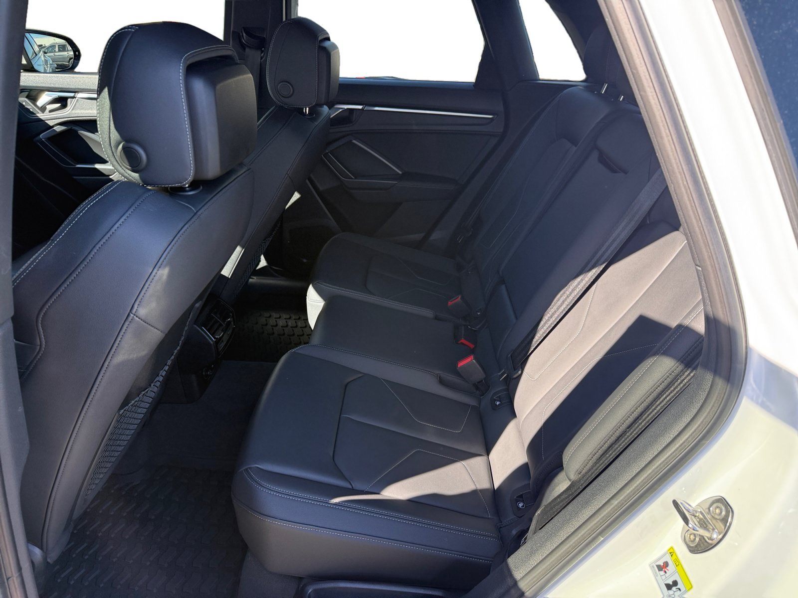 Used 2023 Ibis White Audi Premium Plus image 16