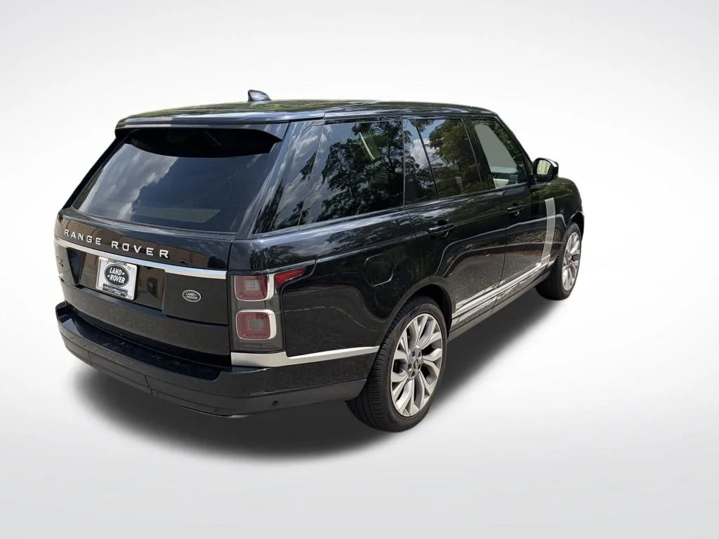 Used 2021 Black Land Rover Westminster image 8