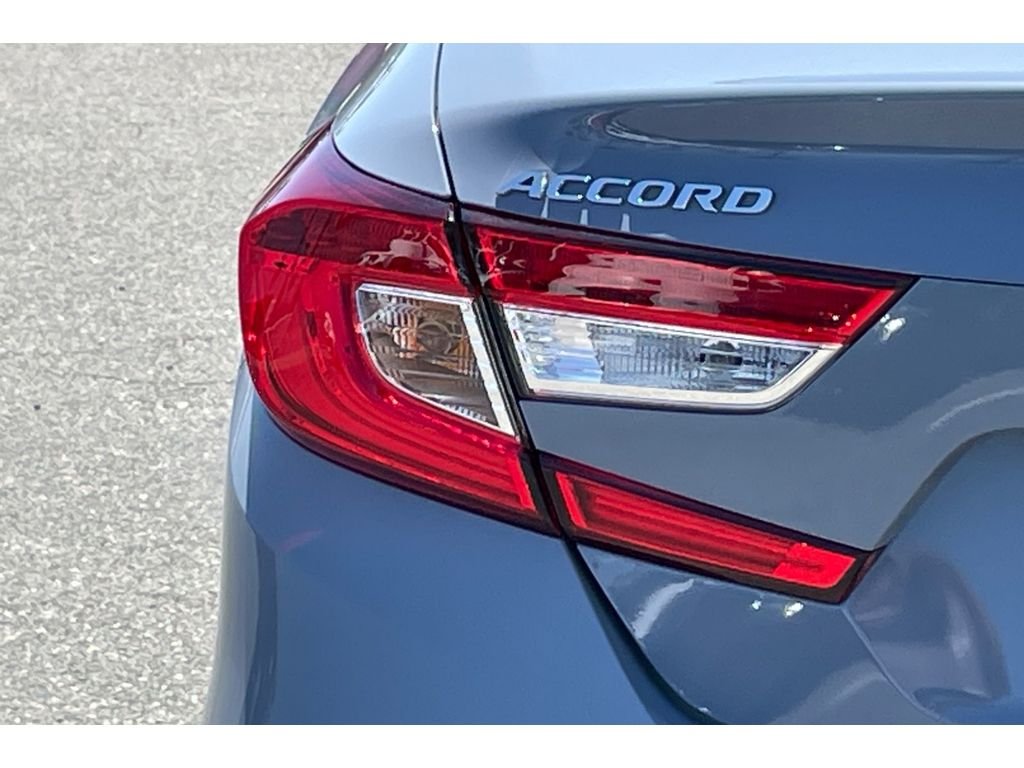 Used 2022 Sonic Gray Pearl Honda Touring image 46