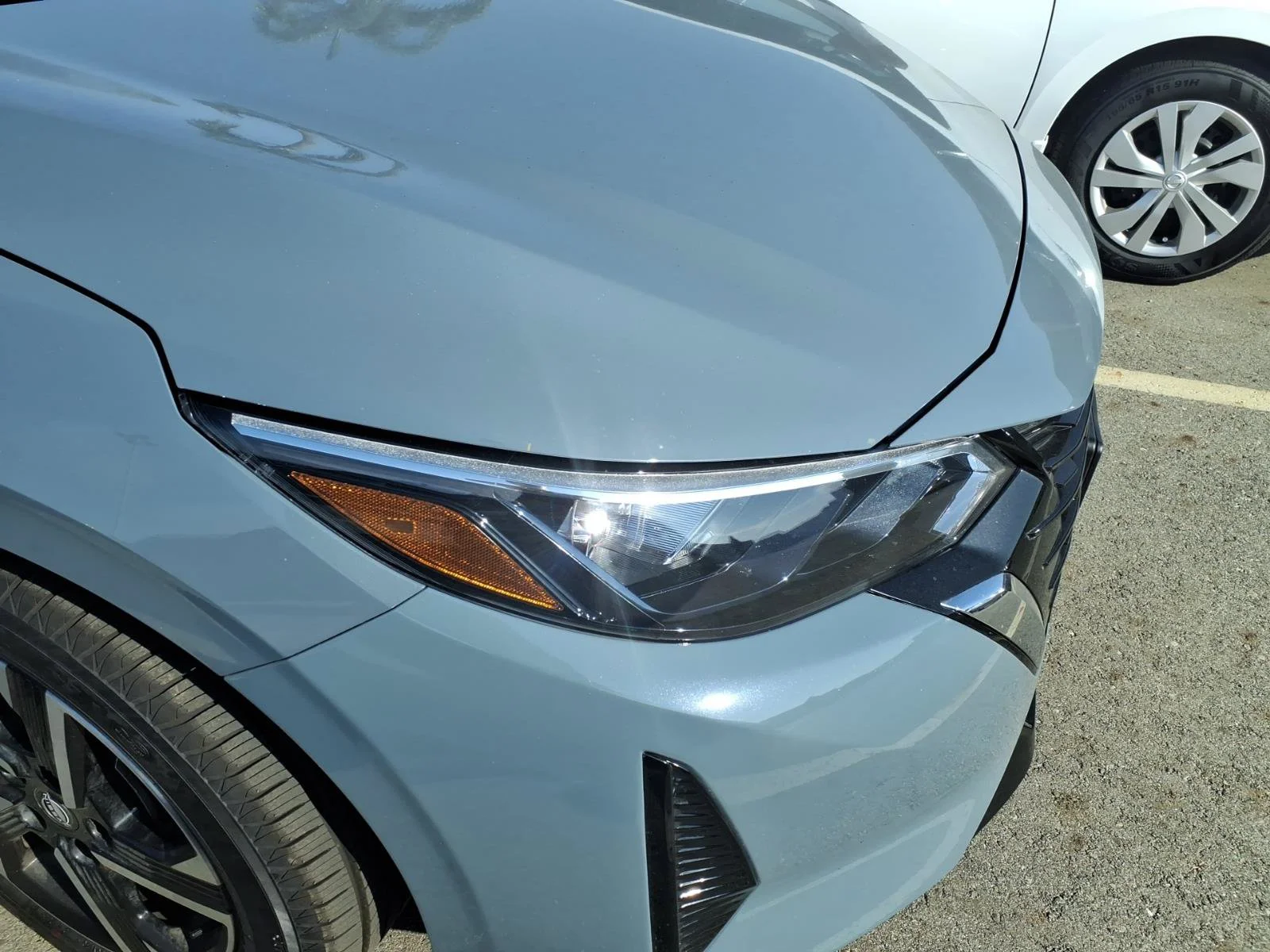 Certified Used 2024 Atlantic Gray Metallic Nissan SV image 5
