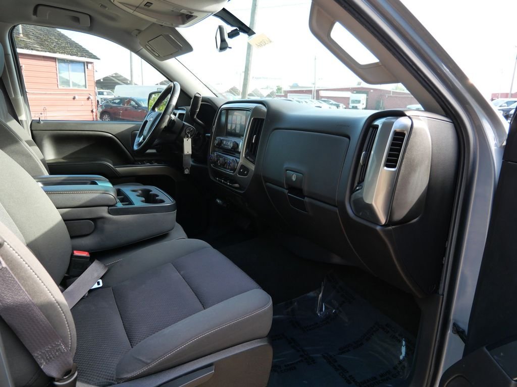 Used 2015 Gray Chevrolet LT image 11
