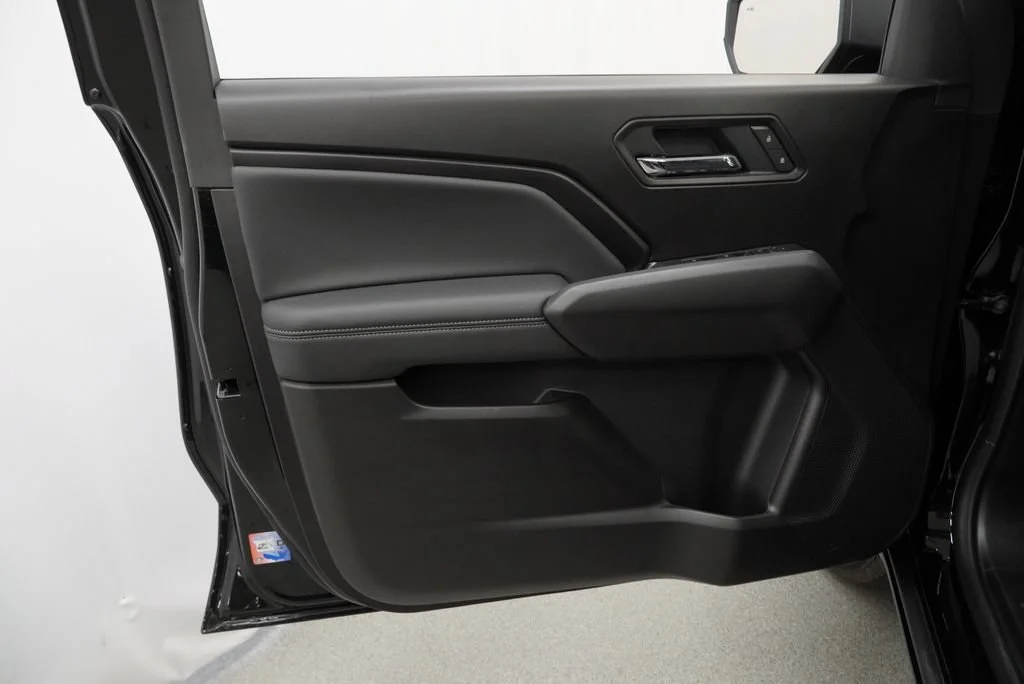 New 2026 Black Chevrolet LT image 22