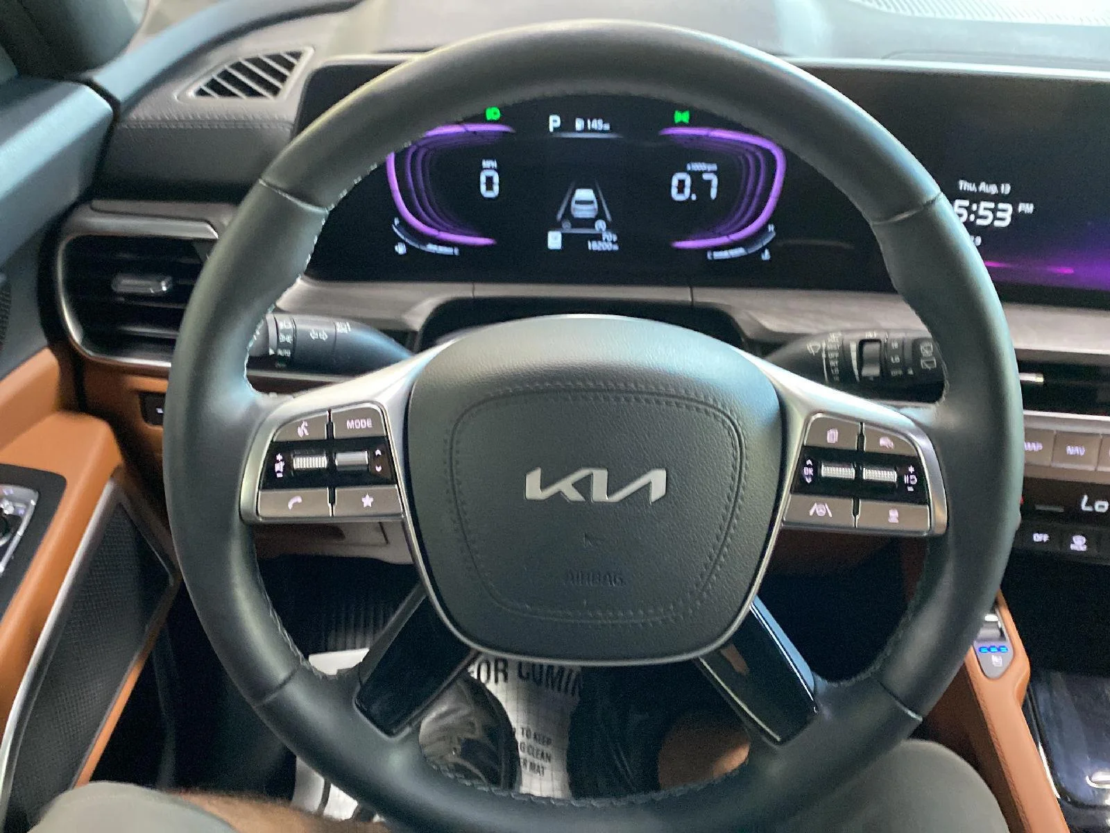 Used 2025 Wolf Gray Kia EX X-Line image 31