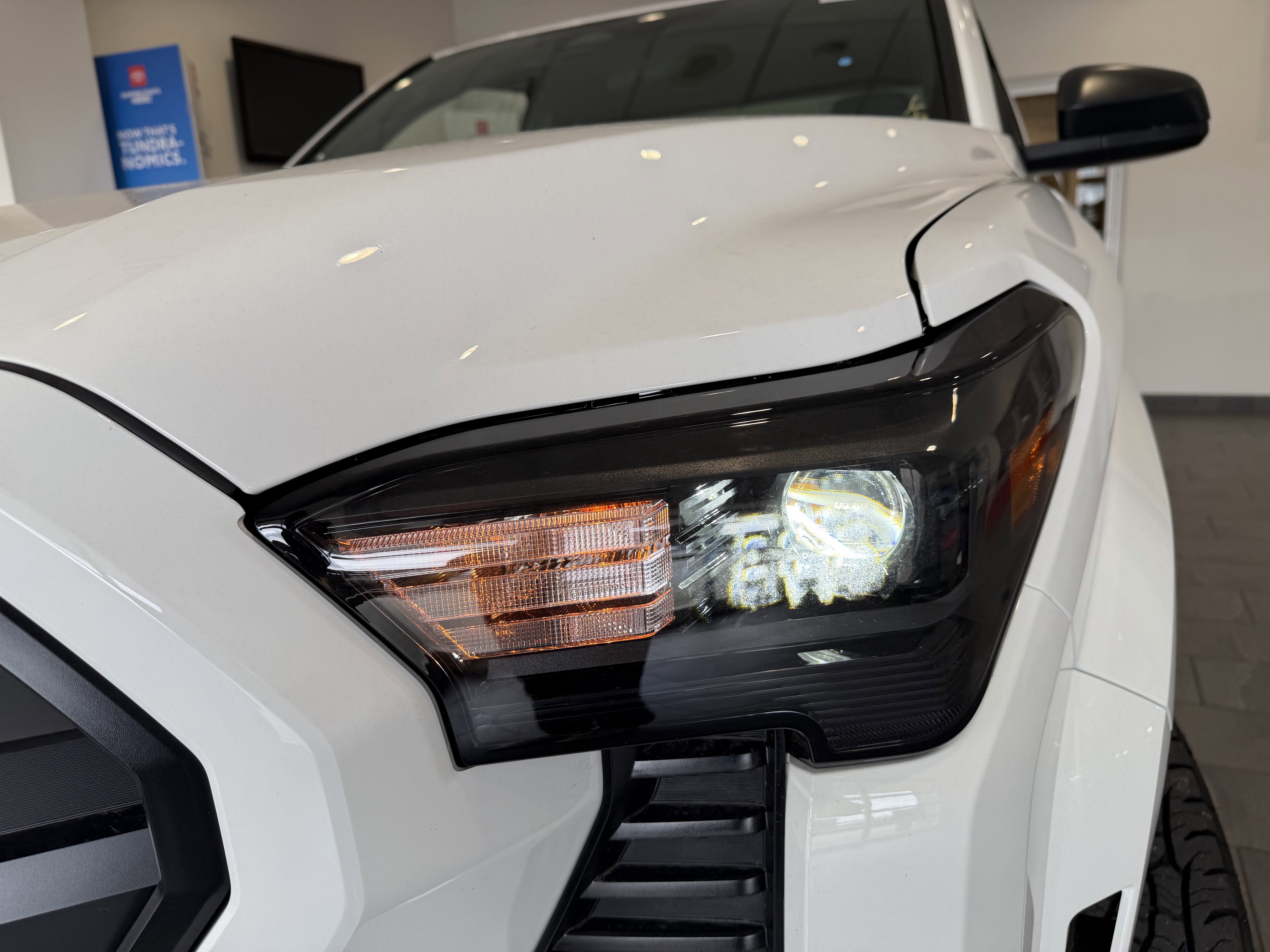 2026 Toyota Tacoma SR - Photo 38