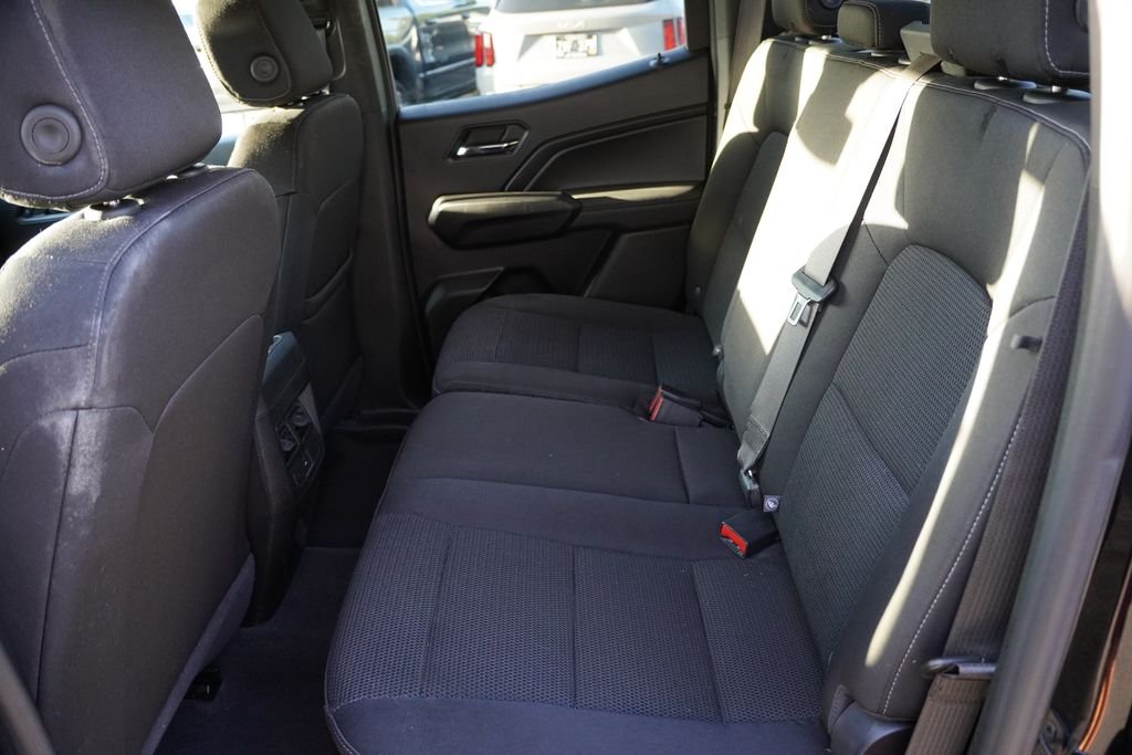 Used 2023 Black Chevrolet LT image 17