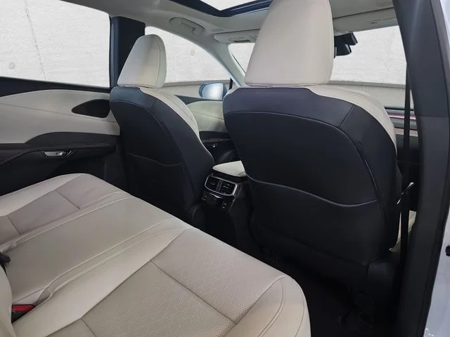 New 2026 Eminent White Pearl Lexus PREMIUM PLUS image 11