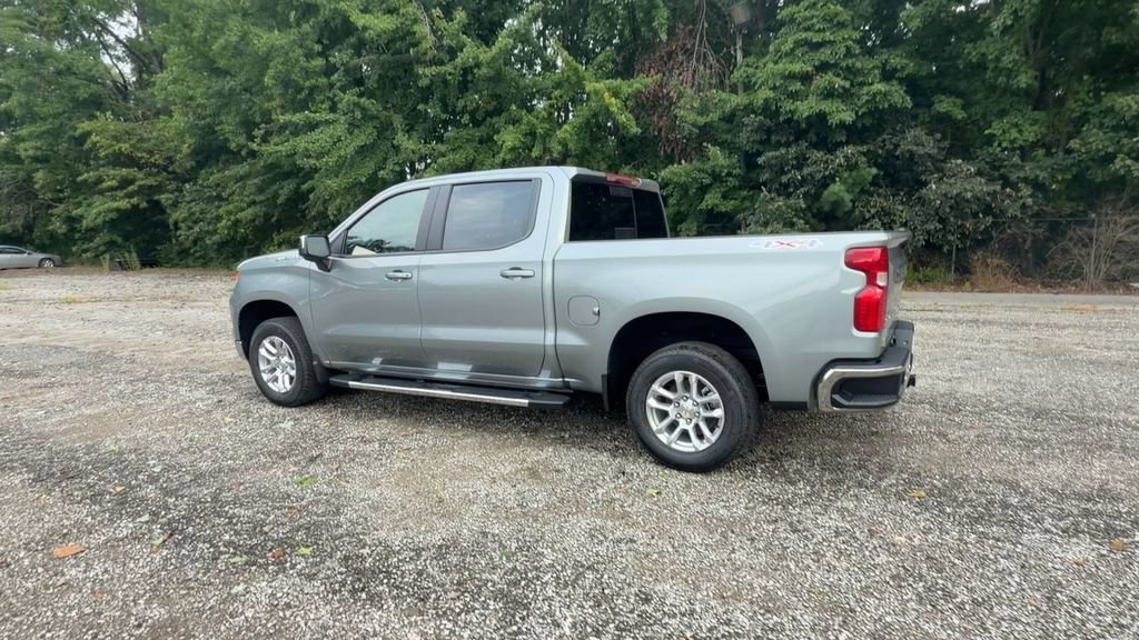 New 2026 Sterling Gray Metallic Chevrolet LT image 6