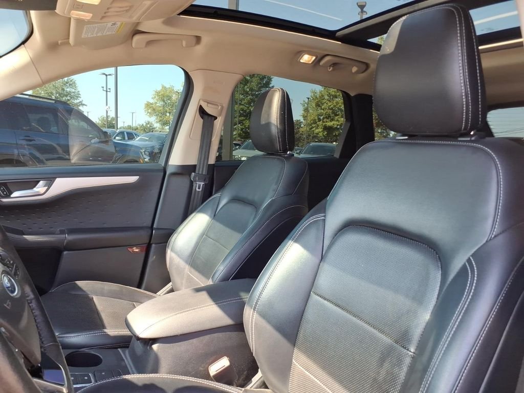 Used 2020 Gray Ford SEL image 15
