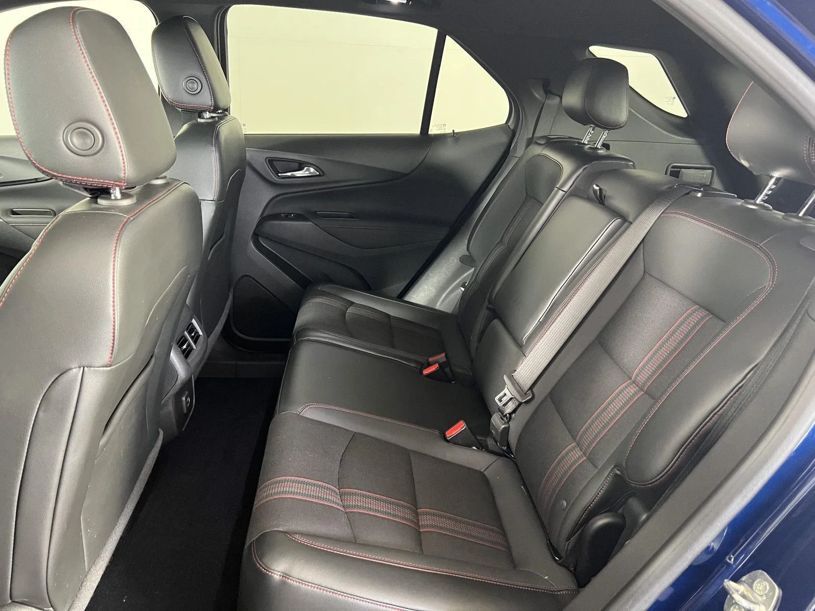 Used 2022 Blue Chevrolet RS image 17