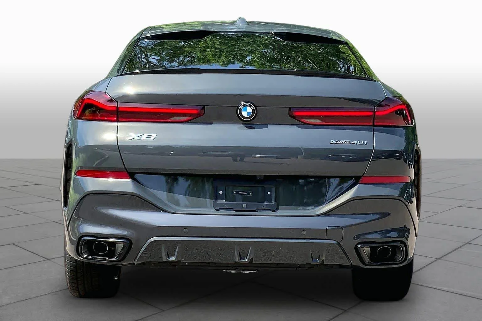 New 2027 Dravit Grey Metallic BMW xDrive40i image 4