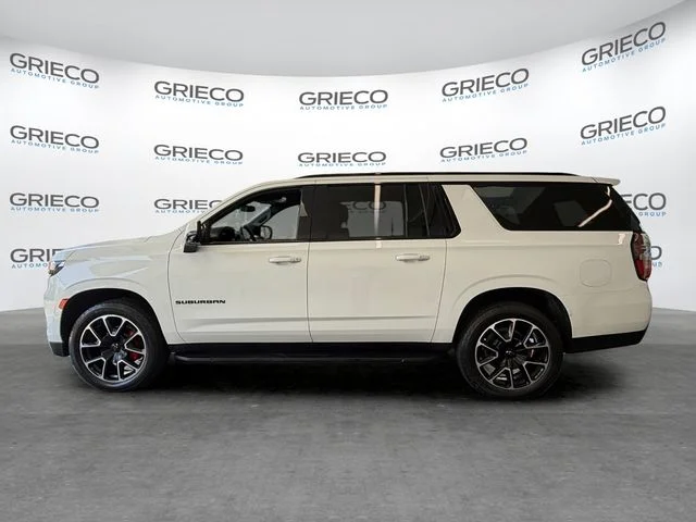 Used 2022 White Chevrolet RST image 4