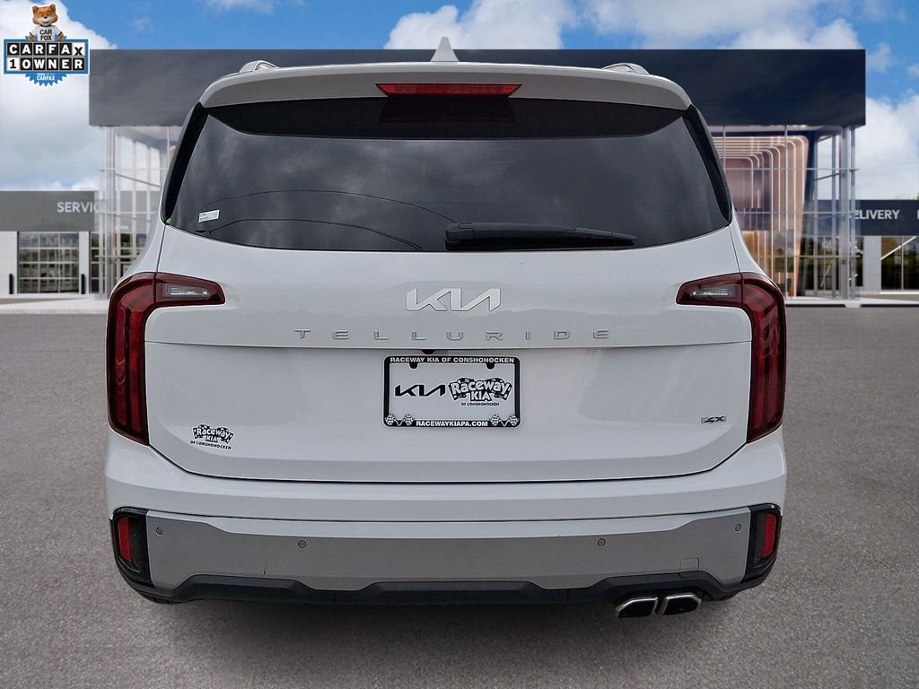 Used 2023 White Kia S image 5