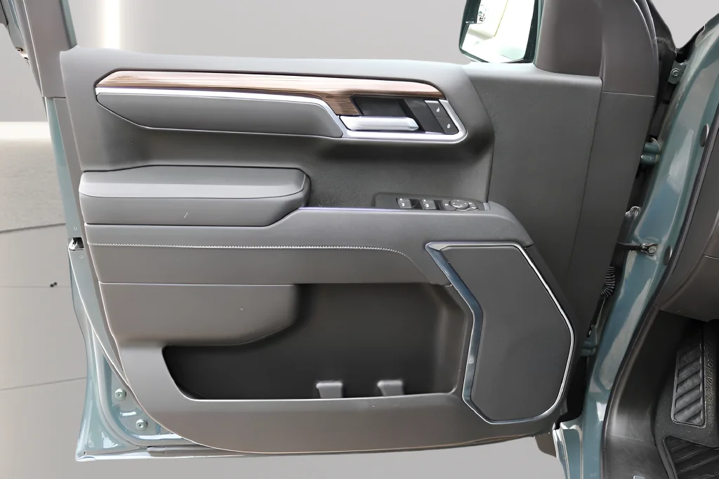Used 2026 Gray Chevrolet LT image 11