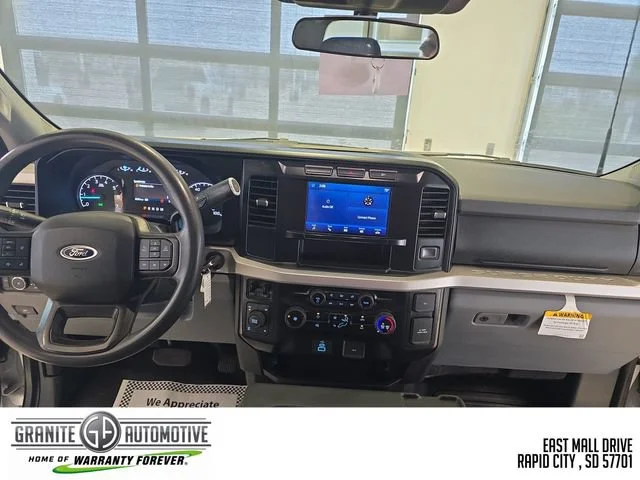 2024 Ford F-350 Super Duty XLT - Photo 13