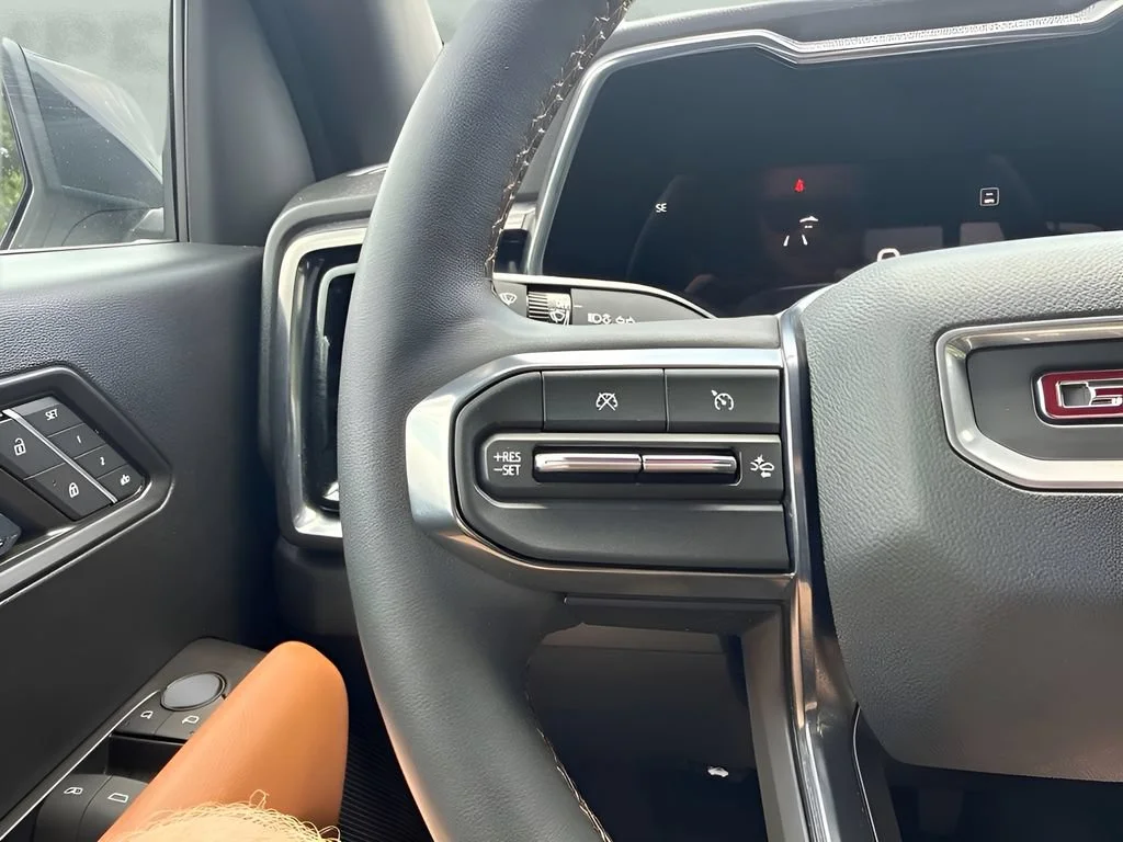 Used 2024 Summit White GMC AT4 image 17