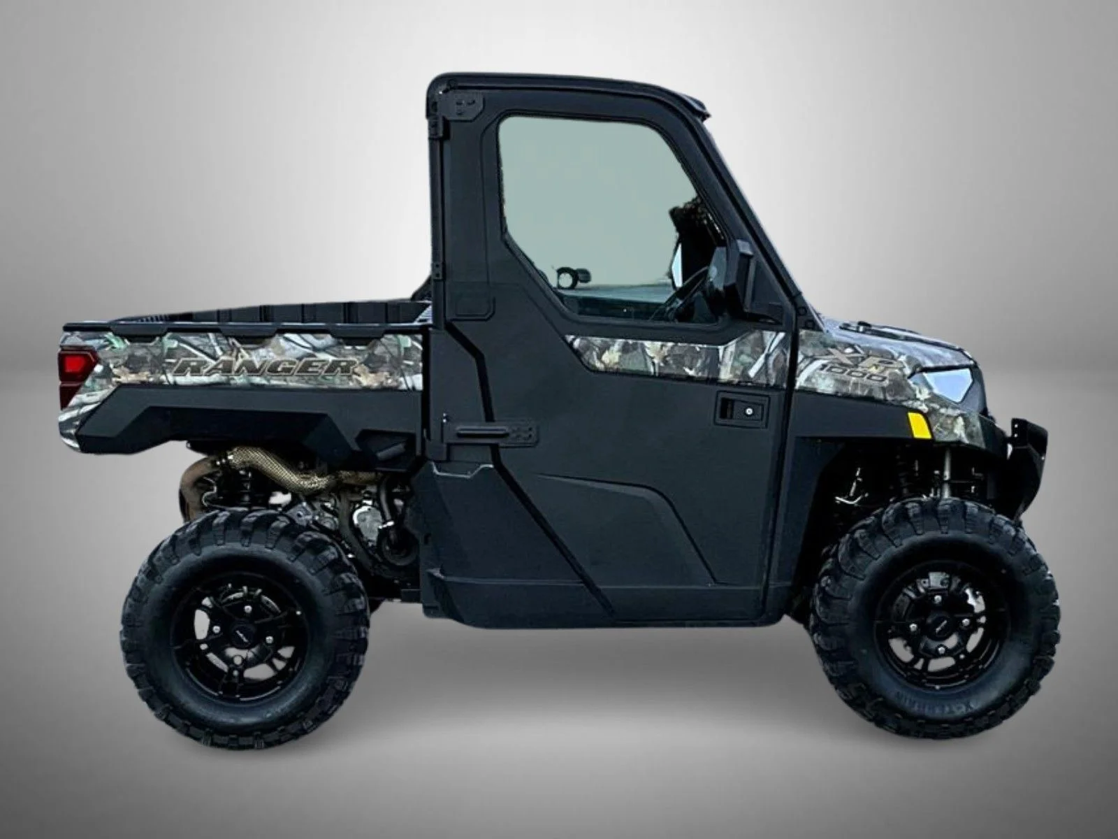 Used 2025 Green Polaris  image 4