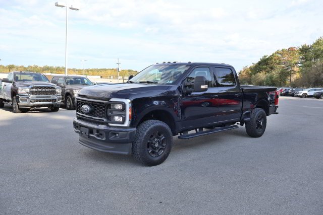 Used 2023 Blue Ford XLT image 3