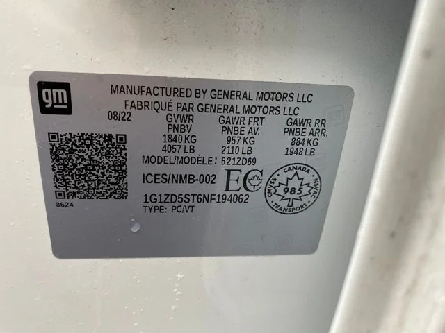Used 2022 Summit White Chevrolet LT image 5