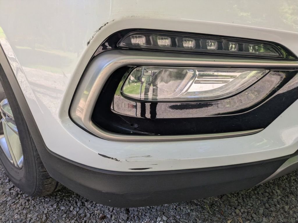 Used 2017 Frost White Hyundai 2.4 Base image 10