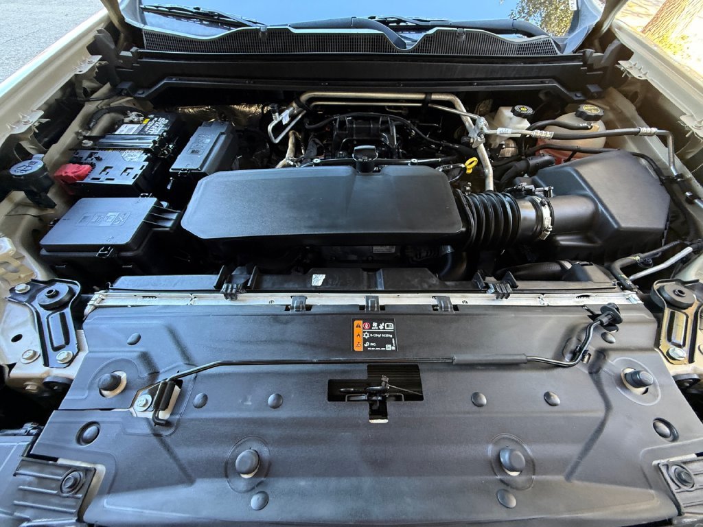 Used 2024 Beige Chevrolet Work Truck image 20