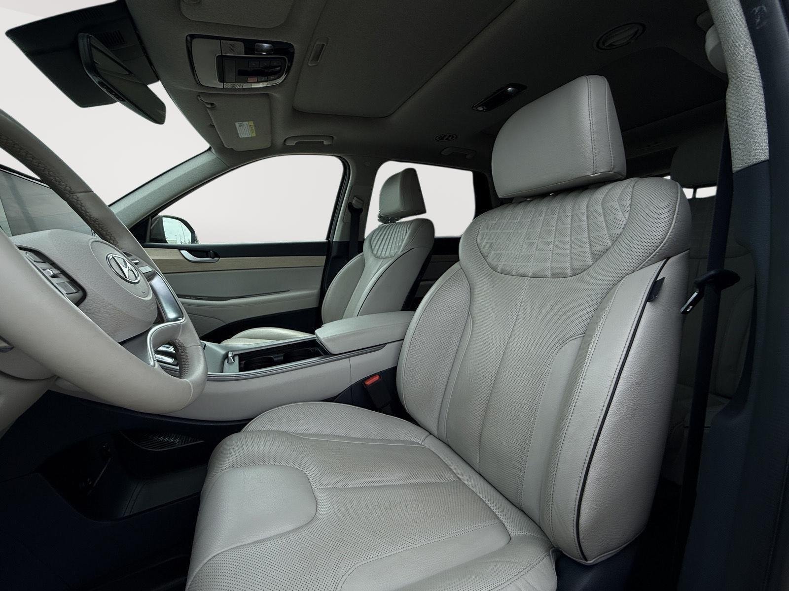 Used 2023 Sierra Burgundy Hyundai Limited image 10