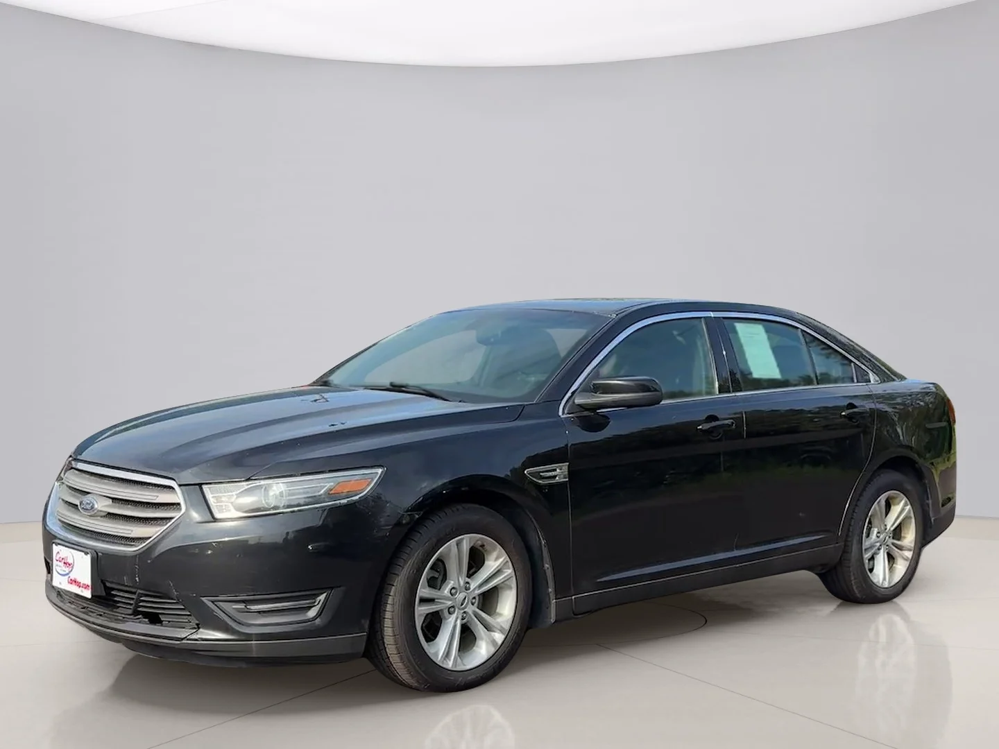 Used 2018 Black Ford SEL image 1