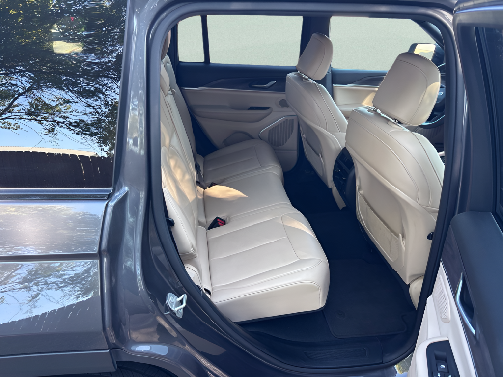 Certified Used 2024 Gray Jeep 4xe image 11